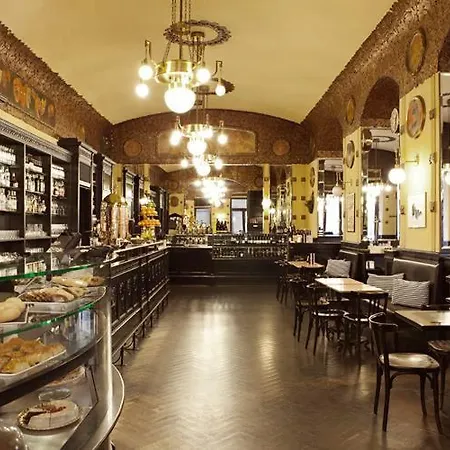 Piazza Grande 4*