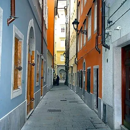 Piazza Grande 아파트호텔